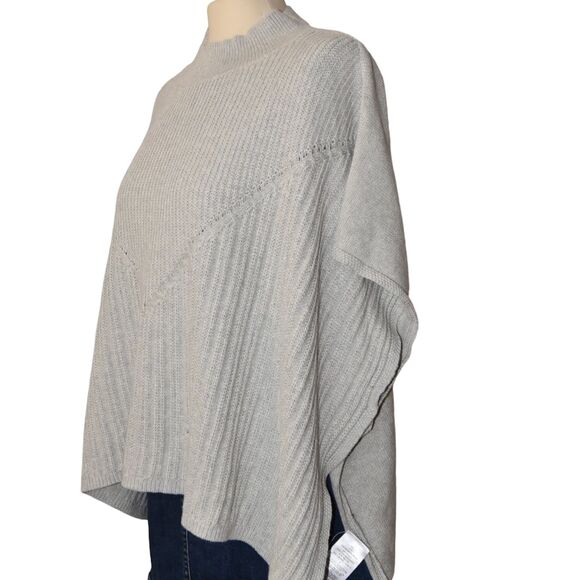 GAP Kids Gray Knit Sweater Poncho XXL (14-16) NWT Cozy Minimalist Layer  Preppy - Picture 2 of 8